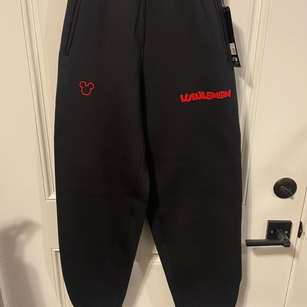 DISNEY X LULULEMON HEAVYWEIGHT FLEECE SWEATPANTS